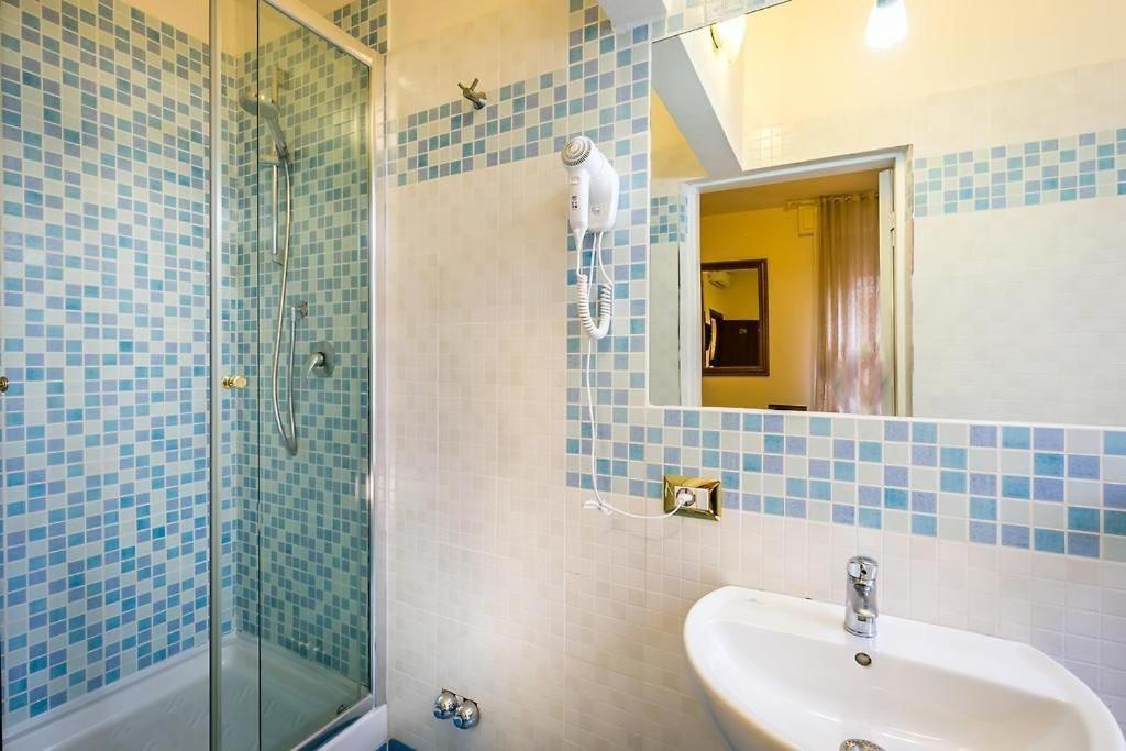 Arcadia Guesthouse Флоренция Екстериор снимка